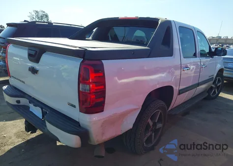 2010 Chevrolet Avalanche 1500 Ls z USA, uszkodzony, nr VIN 3GNNCEE00AG127127